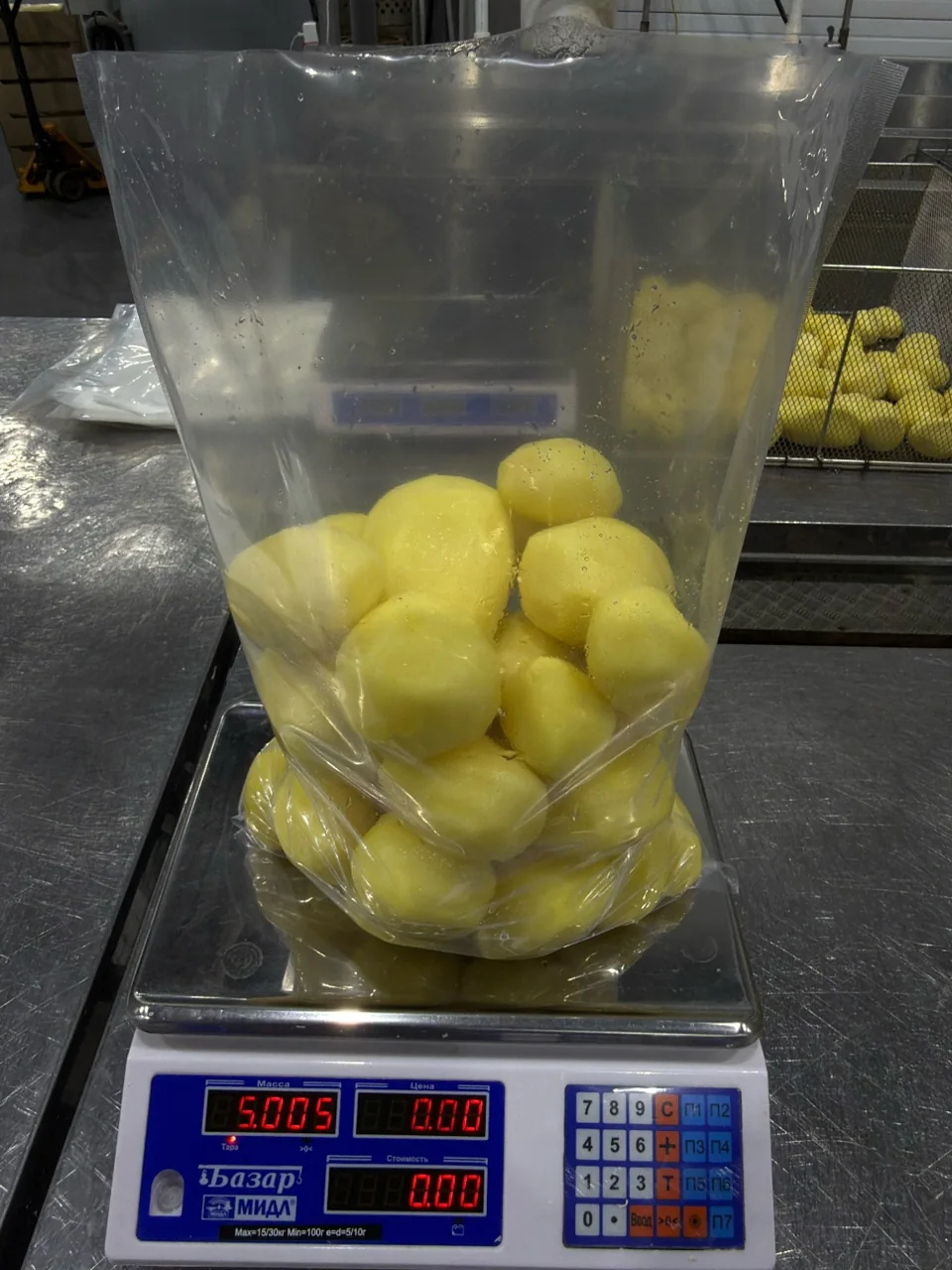 Взвешивание продукции перед комплектацией
